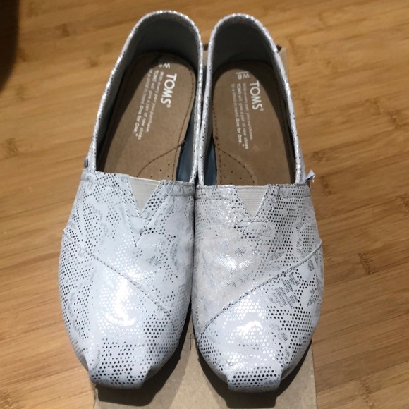 Toms Shoes - Toms shoes